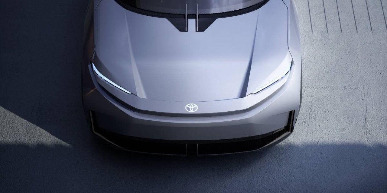 Toyota'nın Tasarım Harikası Elektrikli SUV Modeli Satış Rekorları Peşinde